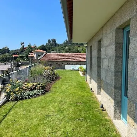 Casa Soleada Con Jardin Y Vistas Al Mar En Feriehus Sanxenxo